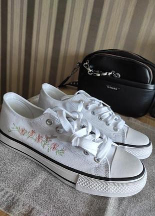 Мокасини жіночі