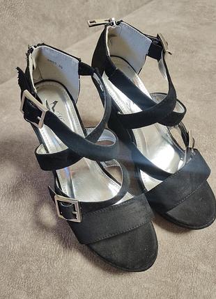 Туфли женские на платформе