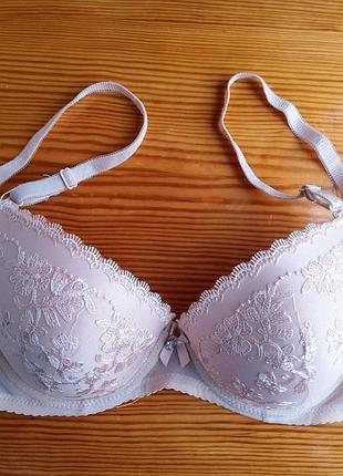 Бюстгальтер 75в 70с бежевый, вышивка цветы, съемные бретели, косточки, плотный
