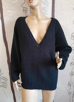 Светр жіночий