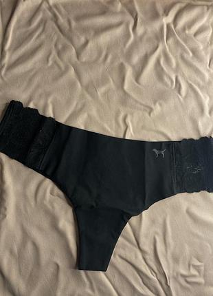 Оригінальні безшовні трусики стринги