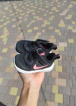 Детские кроссовки nike 4