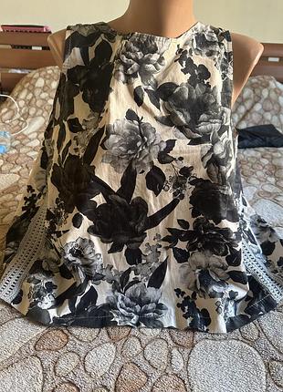 Блуза в квітковий принт