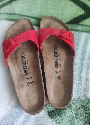 Жіночі шльопанці birkenstock нові