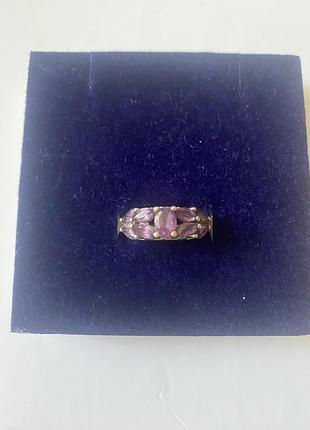 Каблучка жіноча