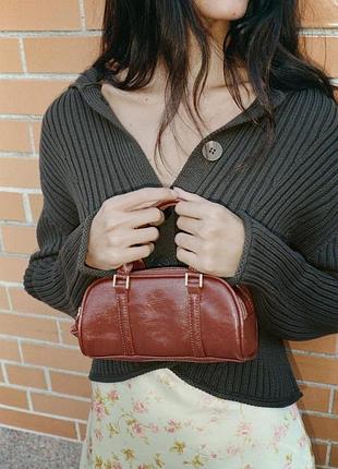 Невелика сумка-боулінг