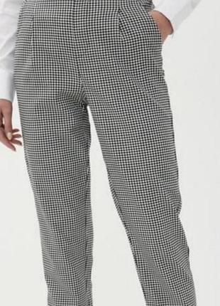 Брюки в клетку от primark