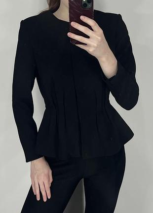 Приталений жакет піджак