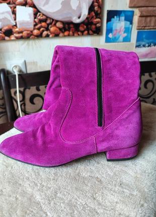 Чоботи пурпурного кольору, замш