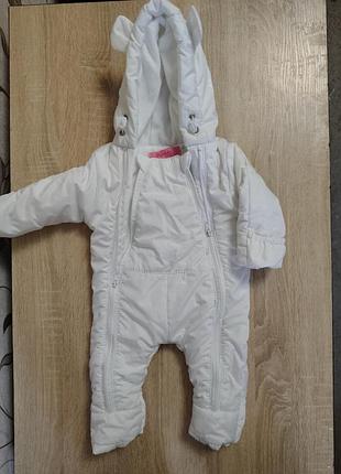 Осенний комбинезон на малышке