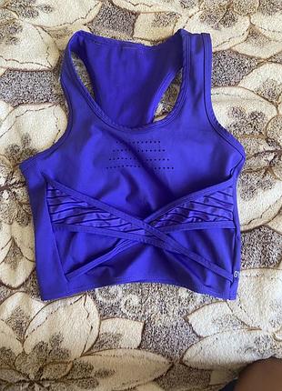 Топ спортивний