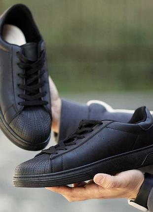 Чёрные мужские кеды в стиле adidas