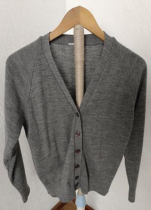 Кофта жіноча на гудзиках р. s m