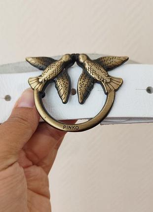 Белый кожаный женский ремень