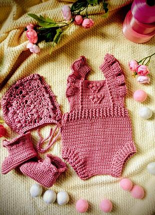 Подарочный комплект для новорожденной девочки