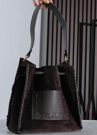 Коричневая замшевая сумка хобо италия вера пелле сумочка на плечо