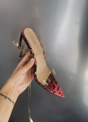 Тотальный распродаж!!️босоножки змеиный принт прозрачные острый носок
