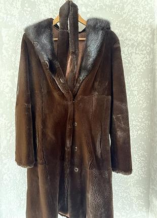 Шуба жіноча