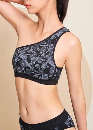 Асиметричний топ на ощне плече adidas