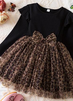 Платье на девочку