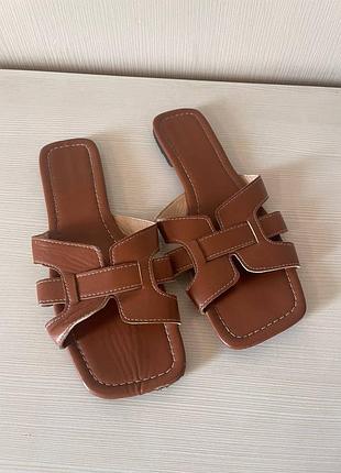 Шлепанцы женские