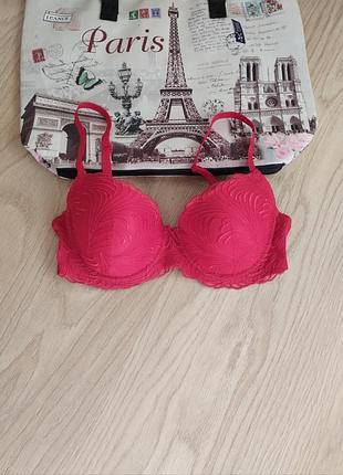 Червоний бюстгальтер 75 d