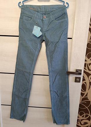 Вельветові жіночі штани