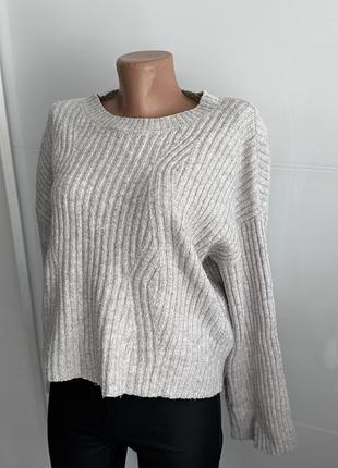 Светер фірмовий  в ідеалі ! nеw look