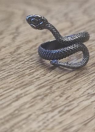 Колесиколка змея