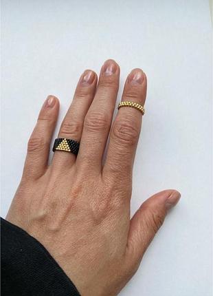 Кольцо колечко черное из бисера кольца черный треугольник украшение топ ручной работы