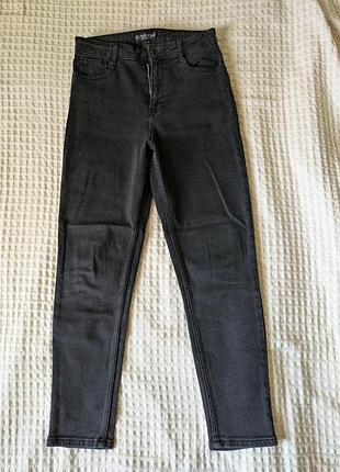 Джинсы мом (mom) пепеллясто-серого цвета от solmar