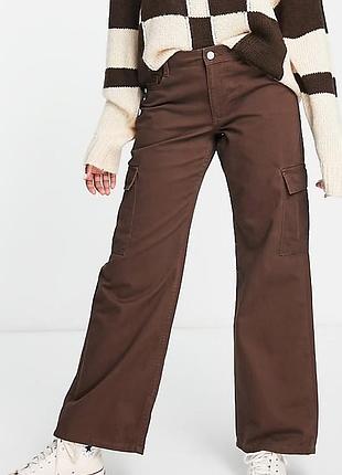 Штани карго з кишенями