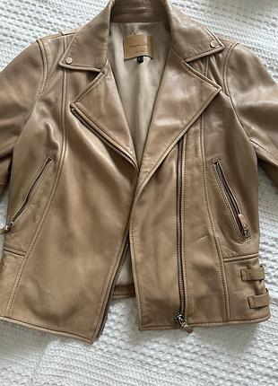Шкіряна куртка massimo dutti