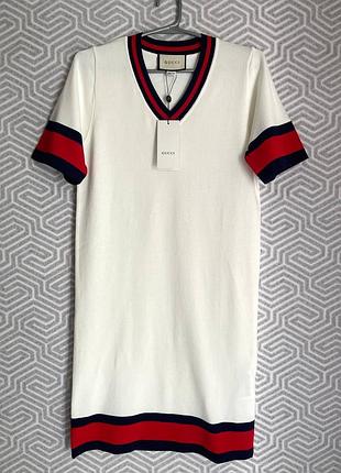 Плаття жіноче