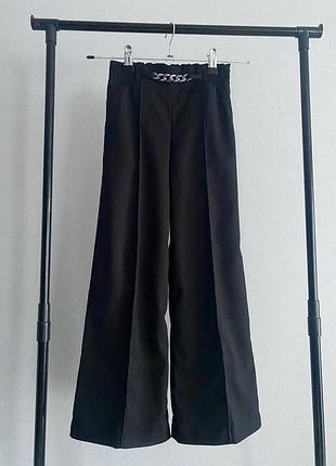 Класичні брюки для дівчинки