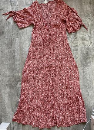 Сукня в квіточку