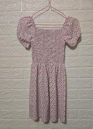 Платье в цветочки летнее