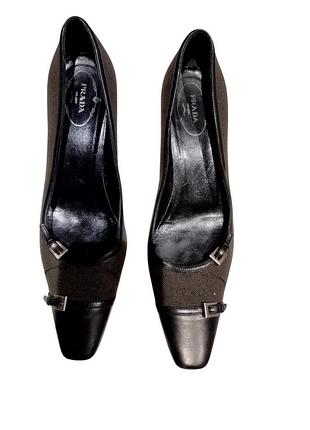 Винтажні туфлі prada kitten heel • розмір 39–40 • суперзнижка
