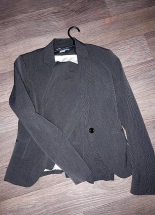 Класичний костюм hm