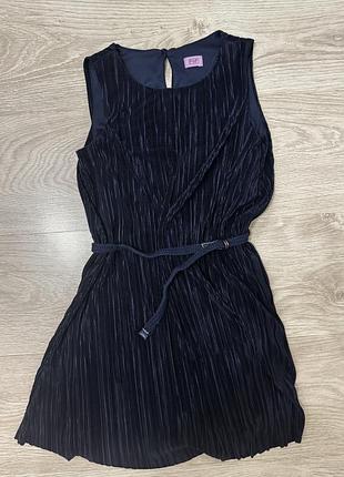 Сукня в рубчик