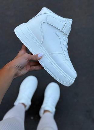 🖍жіночі кросівки.