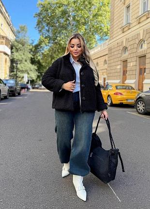 Жіноче чорне укорочене пальто | 071