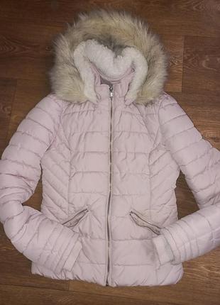 Куртка в хорошем состоянии,теплая