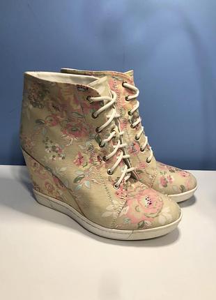 Кеды женские на высокой подошве 40р