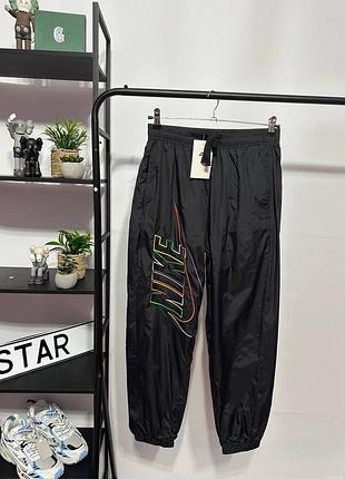 Нейлоновые брюки nike