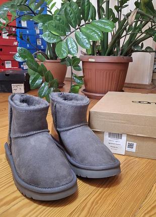 Жіночі ugg оригінал , натуральна замша, нат овчина , підошва eva