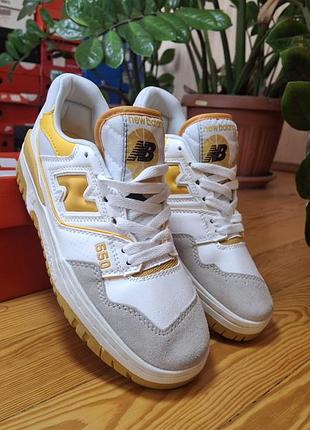 Жіночі кросівки new belance 550 з натуральної шкіри