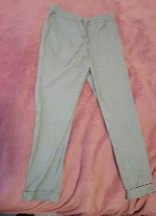 Серые классические штаны