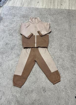 Костюм на флісі, теплий, 104-116 см, костюм спортивний