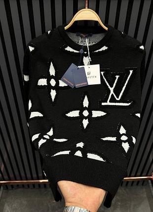 Стильний светрик